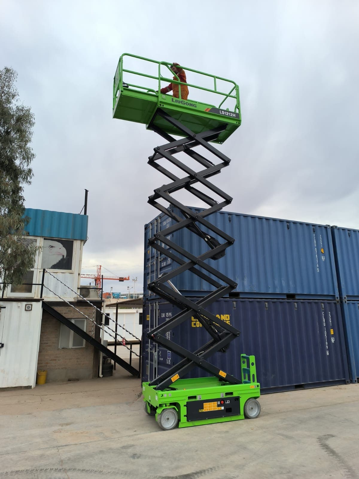 Tijera Liugong LL1212H